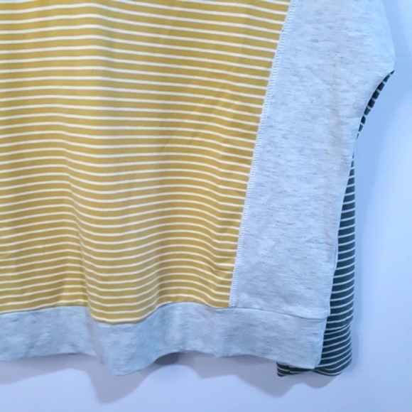 Tribal Striped Long-Sleeve Multicolor Cropped Hoddie Sweatershirt Size small … - Picture 4 of 12